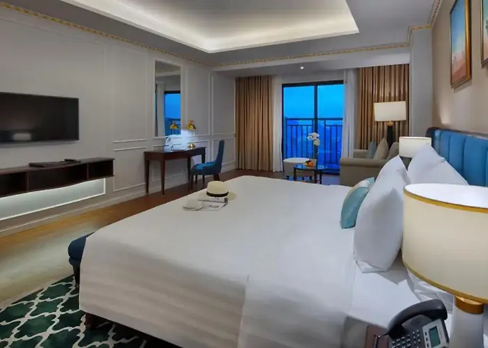 Flc Grand 5* Hạ Long